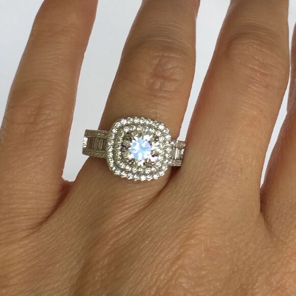 NWT Sterling Silver & Cubic Zirconia Ring - Picture 6 of 8